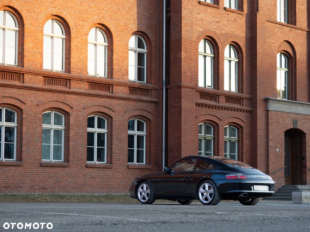 Porsche 911 Targa - 25