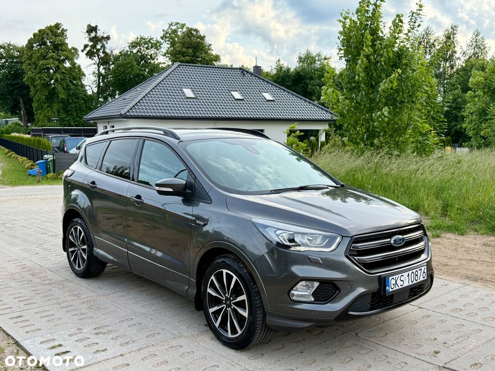 Ford Kuga 2.0 TDCi 2x4 ST-Line - 28
