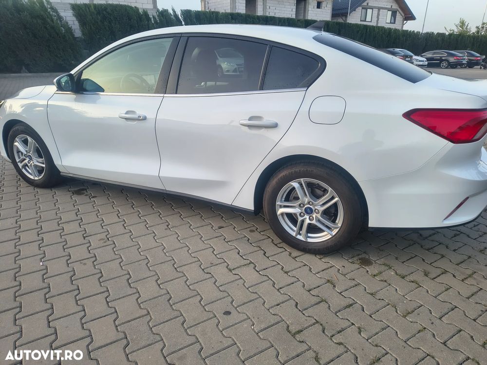 Ford Focus 1.0 EcoBoost Titanium - 7
