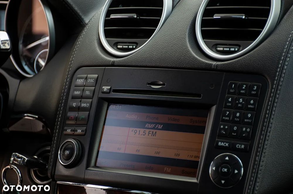 Mercedes-Benz GL 450 4Matic 7G-TRONIC Grand Edition - 18