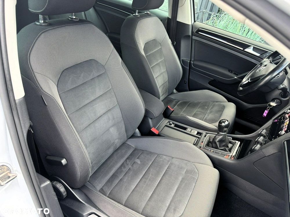 Volkswagen Golf VII 1.6 TDI BMT Highline - 26