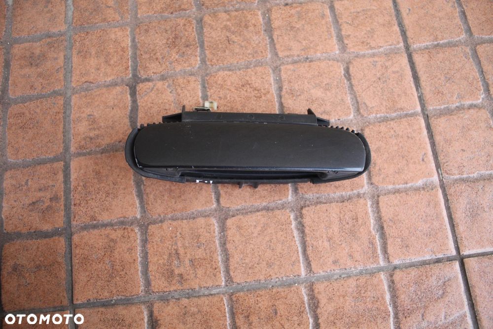 KLAMKA DRZWI PRAWY PRZÓD LZ9W AUDI A6 C5 4B0839885 - 1