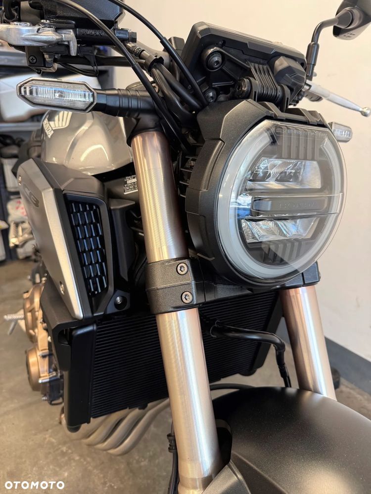 Honda CB - 34
