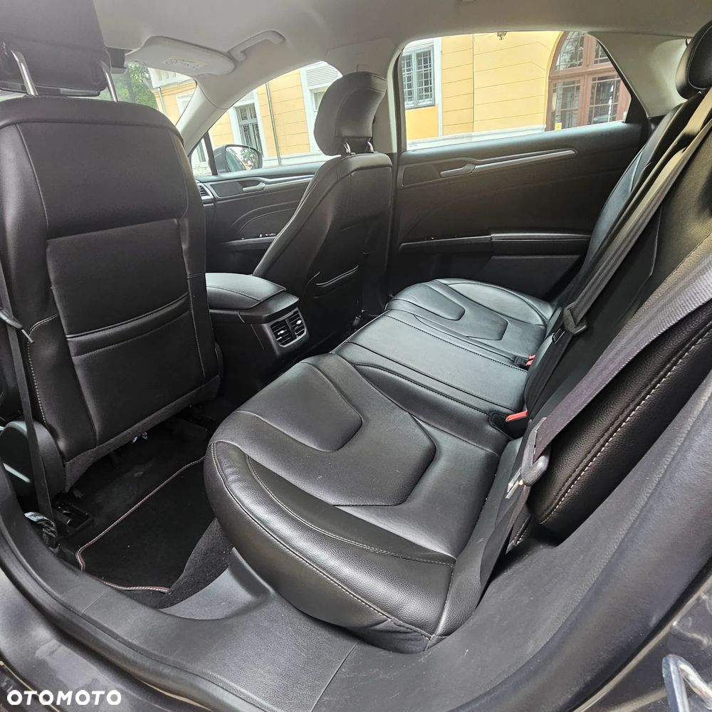 Ford Mondeo 1.5 TDCi Start-Stopp Titanium - 24