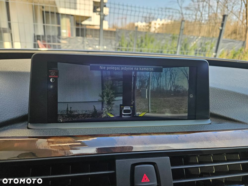 BMW 3GT 320d Luxury Line - 15