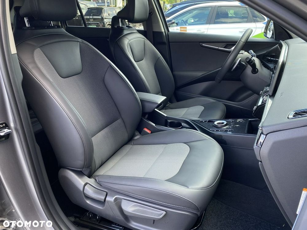 Kia Niro 1.6 GDI Hybrid L - 37