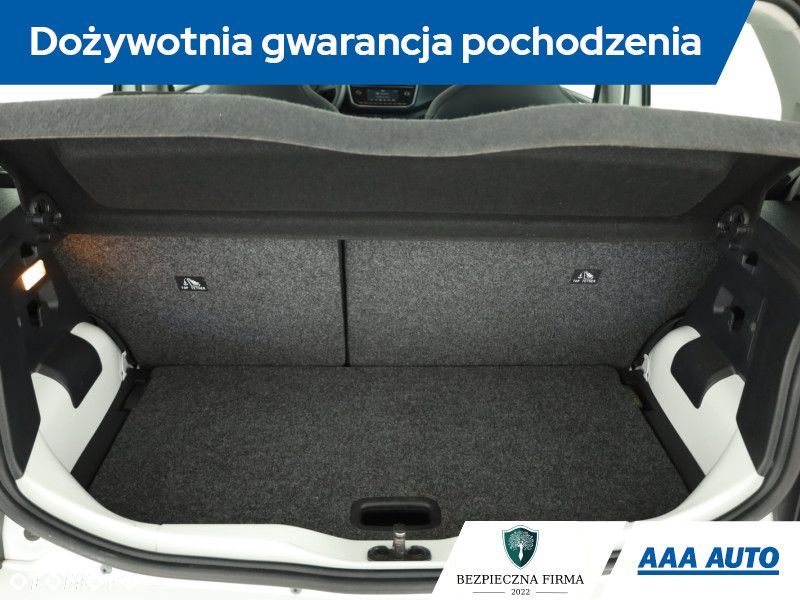Volkswagen up! - 12