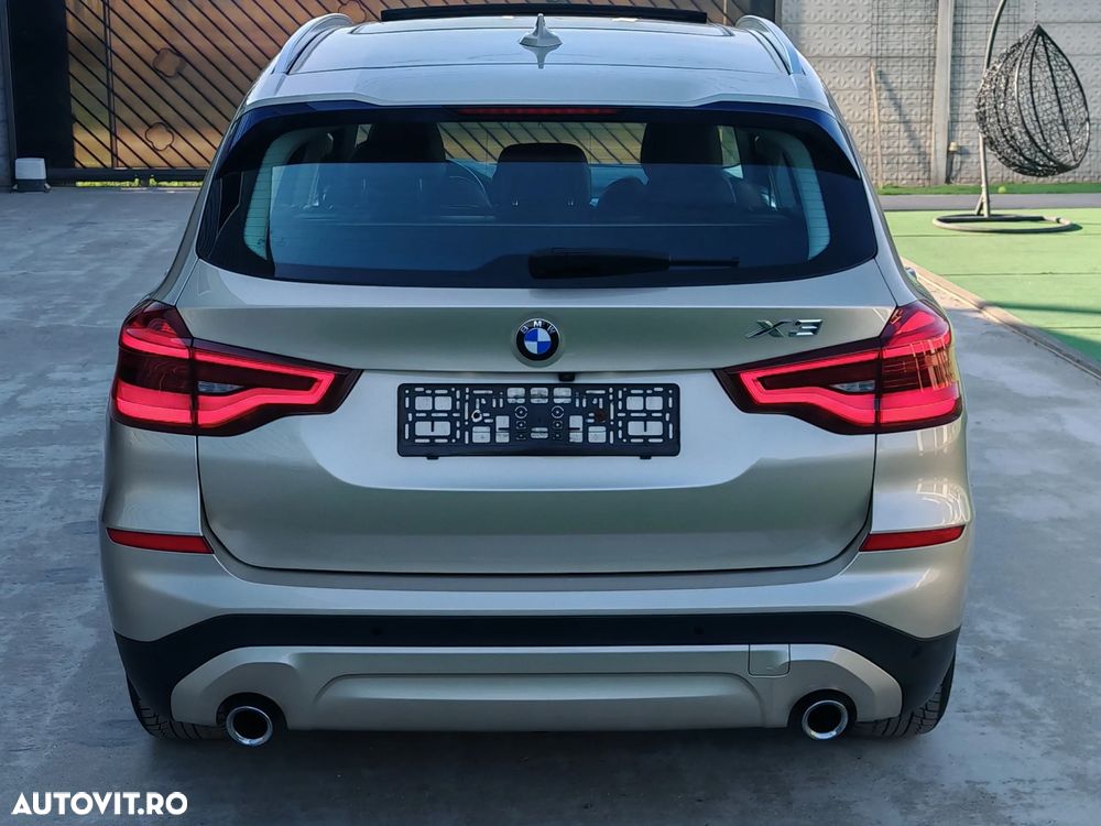 BMW X3 xDrive20i Aut. Luxury Line - 24