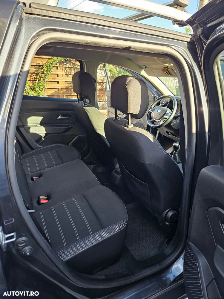 Dacia Duster 1.5 dCi 4WD Prestige jante 17" - 11