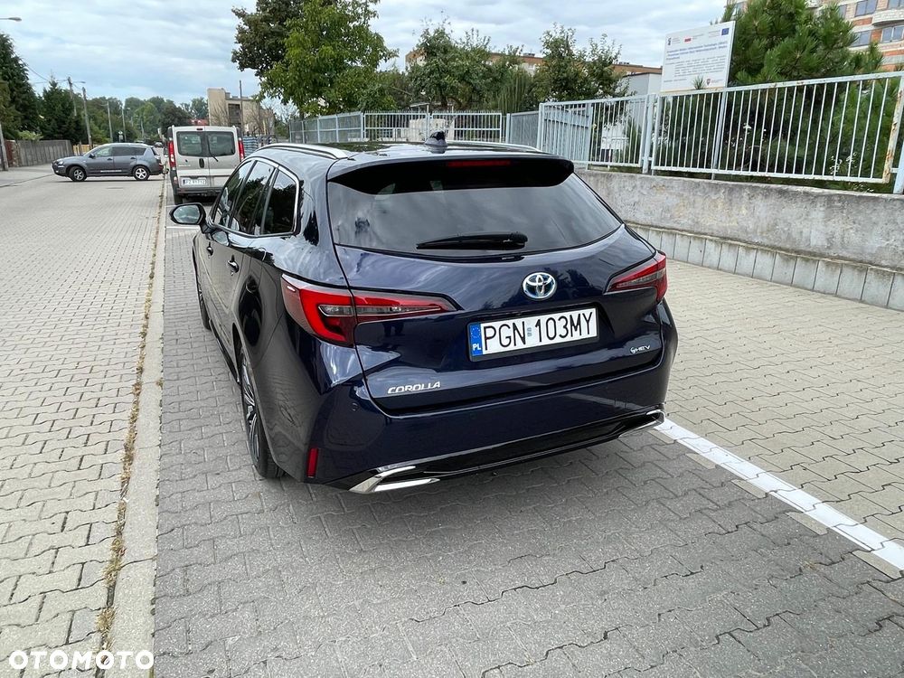 Toyota Corolla - 5