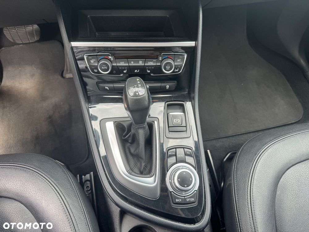 BMW Seria 2 218d GT - 20