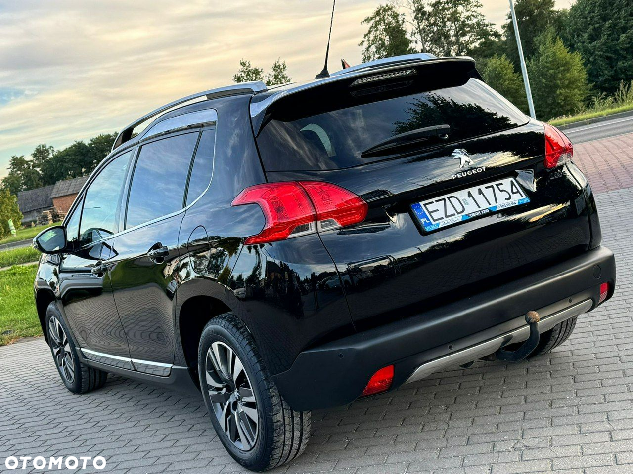 Peugeot 2008 120 VTI Allure - 4