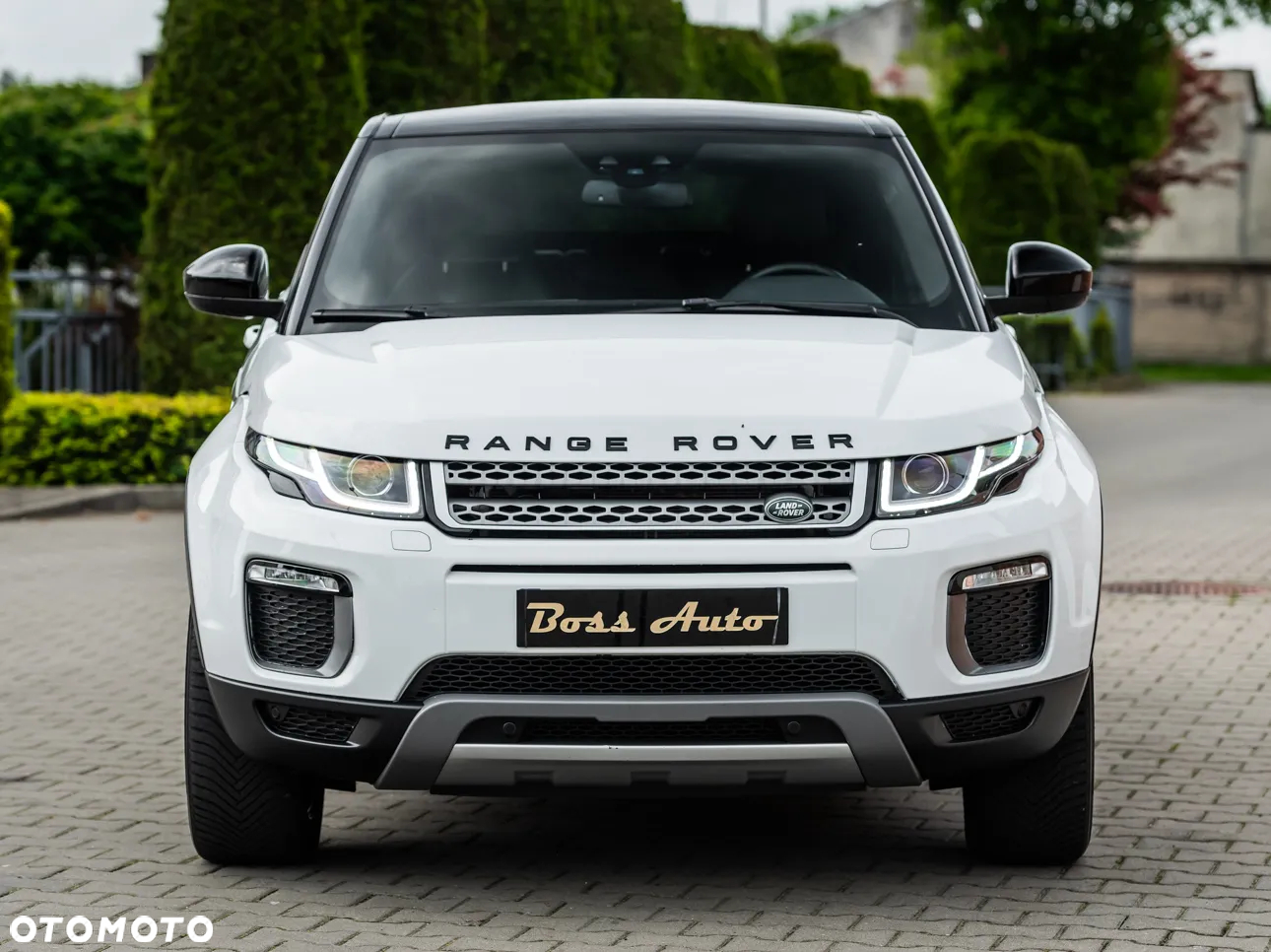 Land Rover Range Rover Evoque D150 R-Dynamic SE - 4