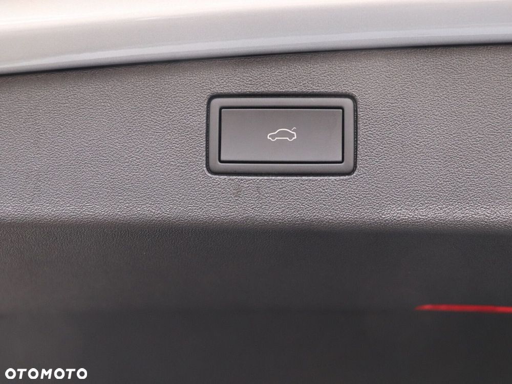 Volkswagen Tiguan - 26