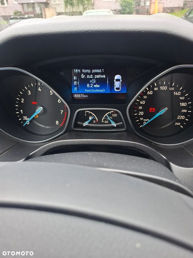 Ford Focus 1.0 EcoBoost Titanium ASS - 5