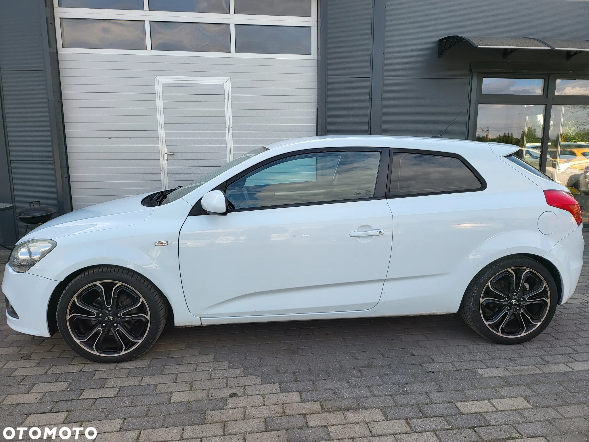Kia ProCeed Pro_cee'd 1.6 crdi L Euro2012 - 28