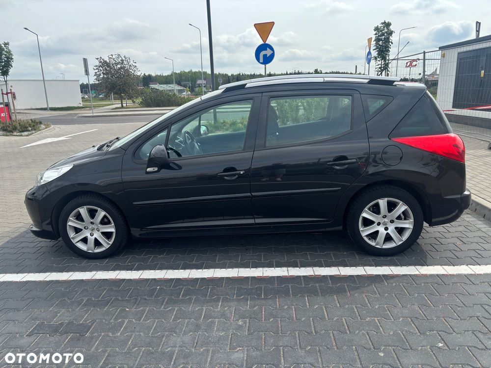 Peugeot 207 1.6 HDi 16V Sporty - 2