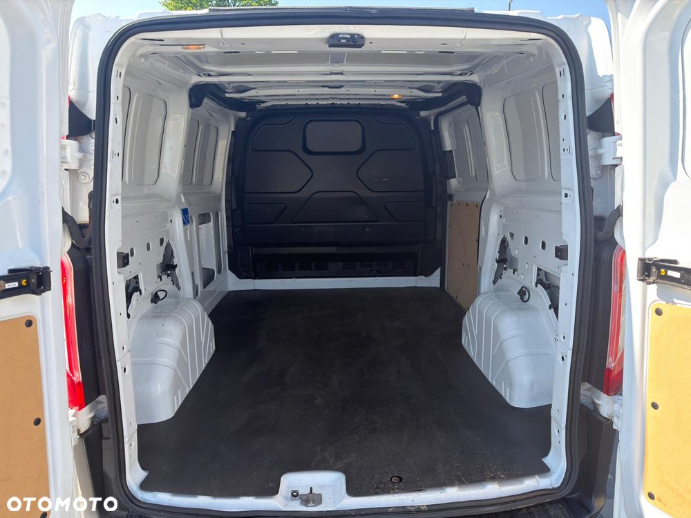 Ford Transit Custom - 8
