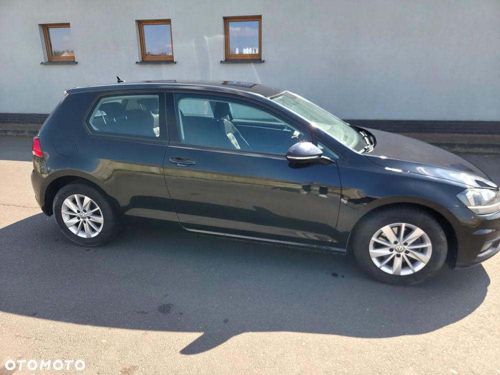Volkswagen Golf 1.6 TDI BlueMotion Trendline - 4