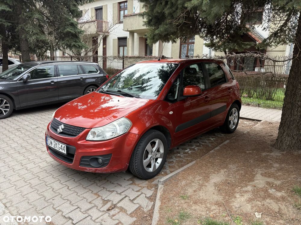 Suzuki SX4 1.6 Premium - 14