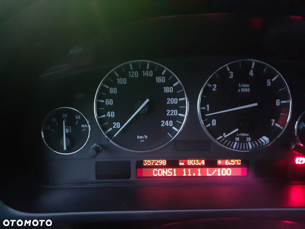 BMW Seria 5 523i - 9