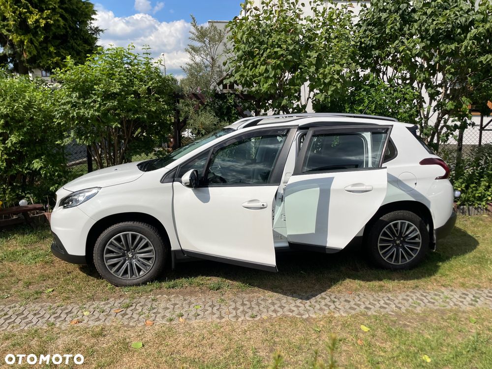 Peugeot 2008 1.2 Pure Tech Active - 8