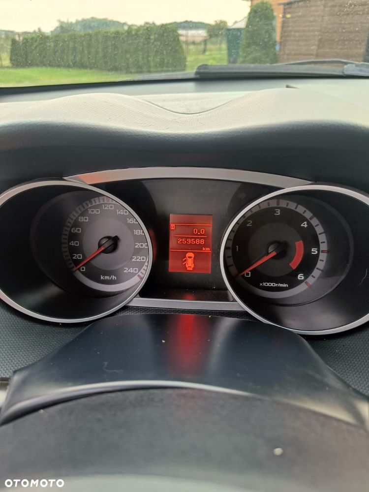 Mitsubishi Outlander 2.2 DID Instyle - 8