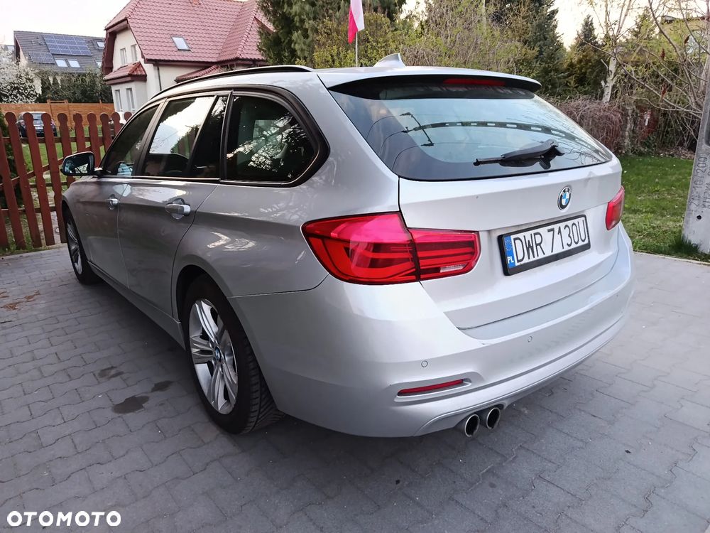 BMW Seria 3 320d Edition Luxury Line Purity - 2