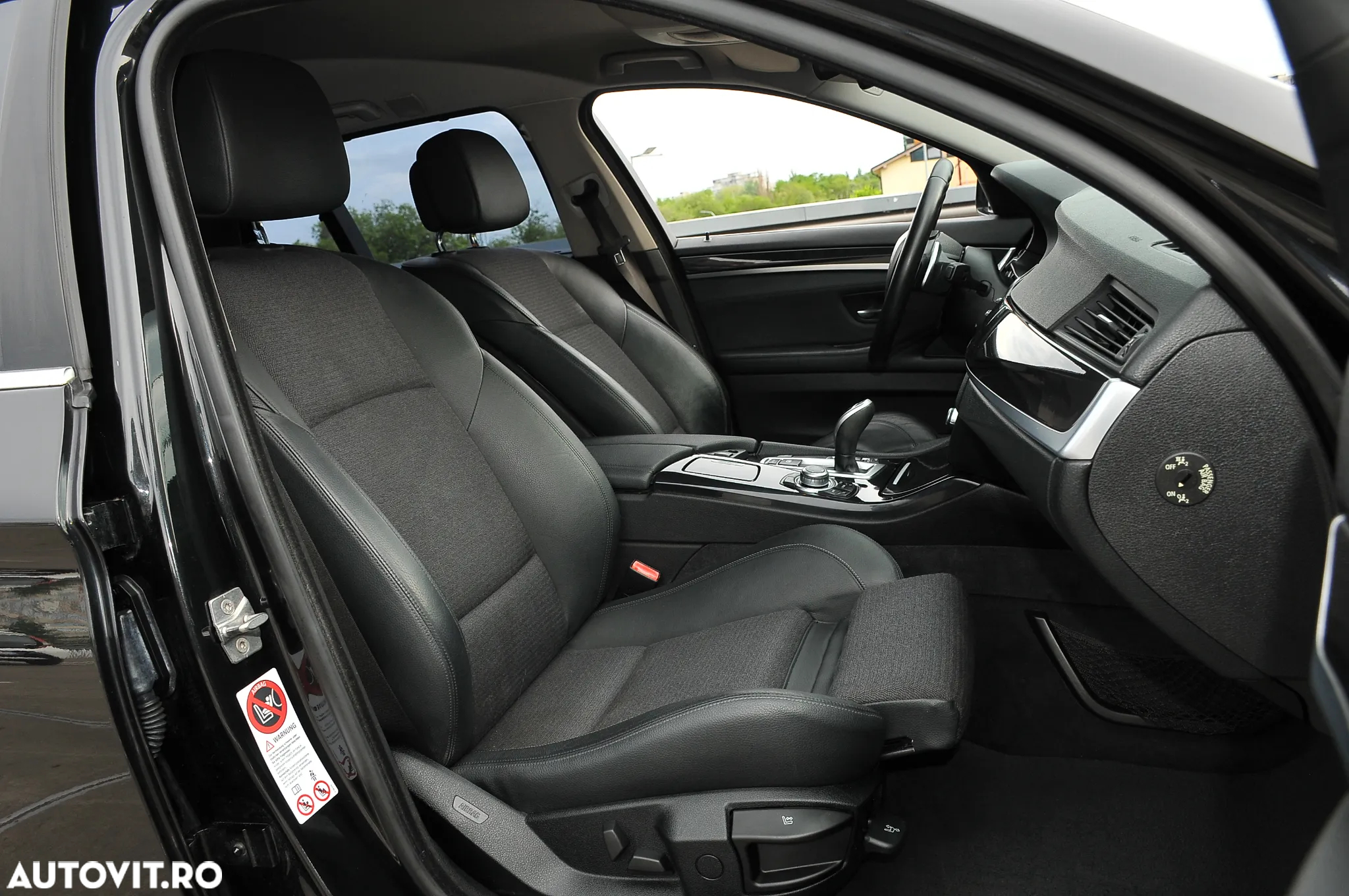BMW Seria 5 520d Aut. - 14