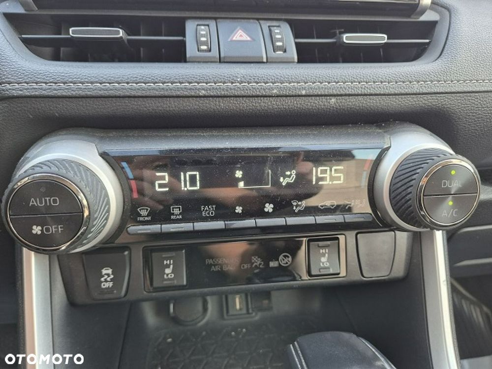 Toyota RAV4 - 38