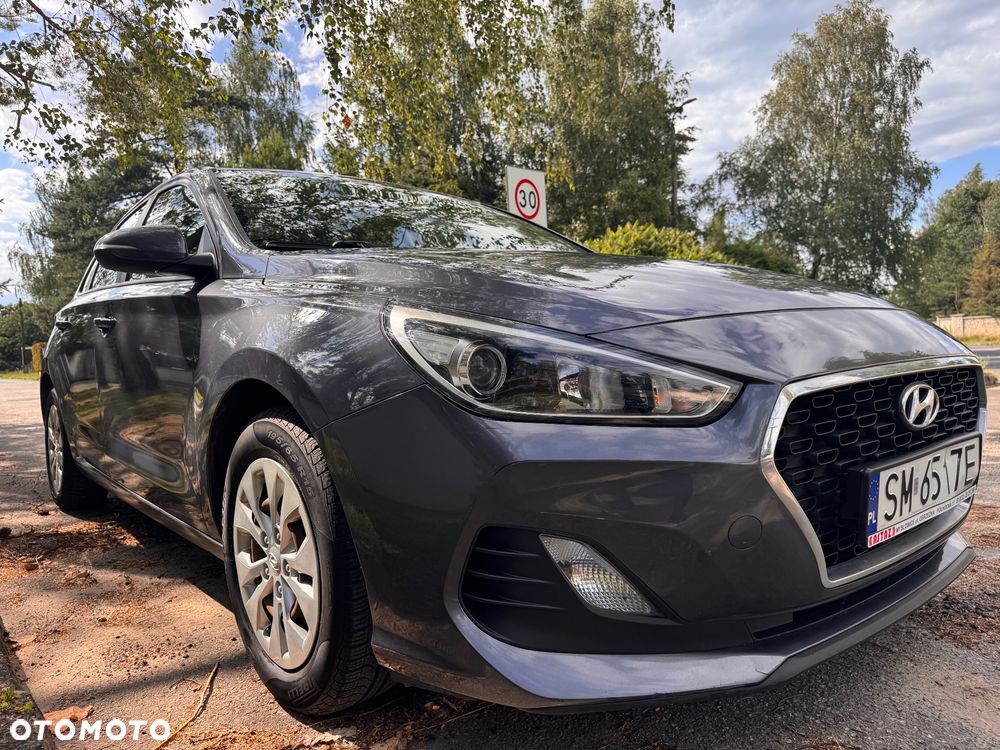 Hyundai i30 1.4 Premiere Comfort - 1
