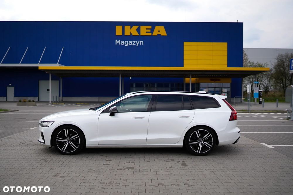 Volvo V60 D4 AWD R-Design - 9