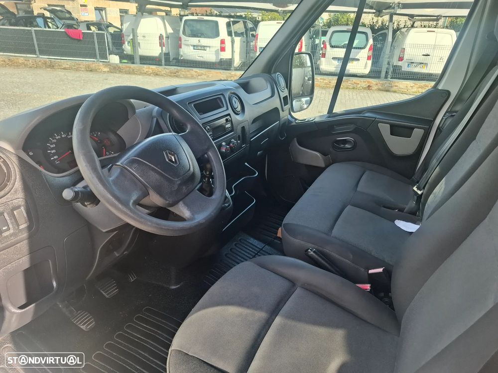 Renault MASTER 2.3CDTI 3LUGARES - 6