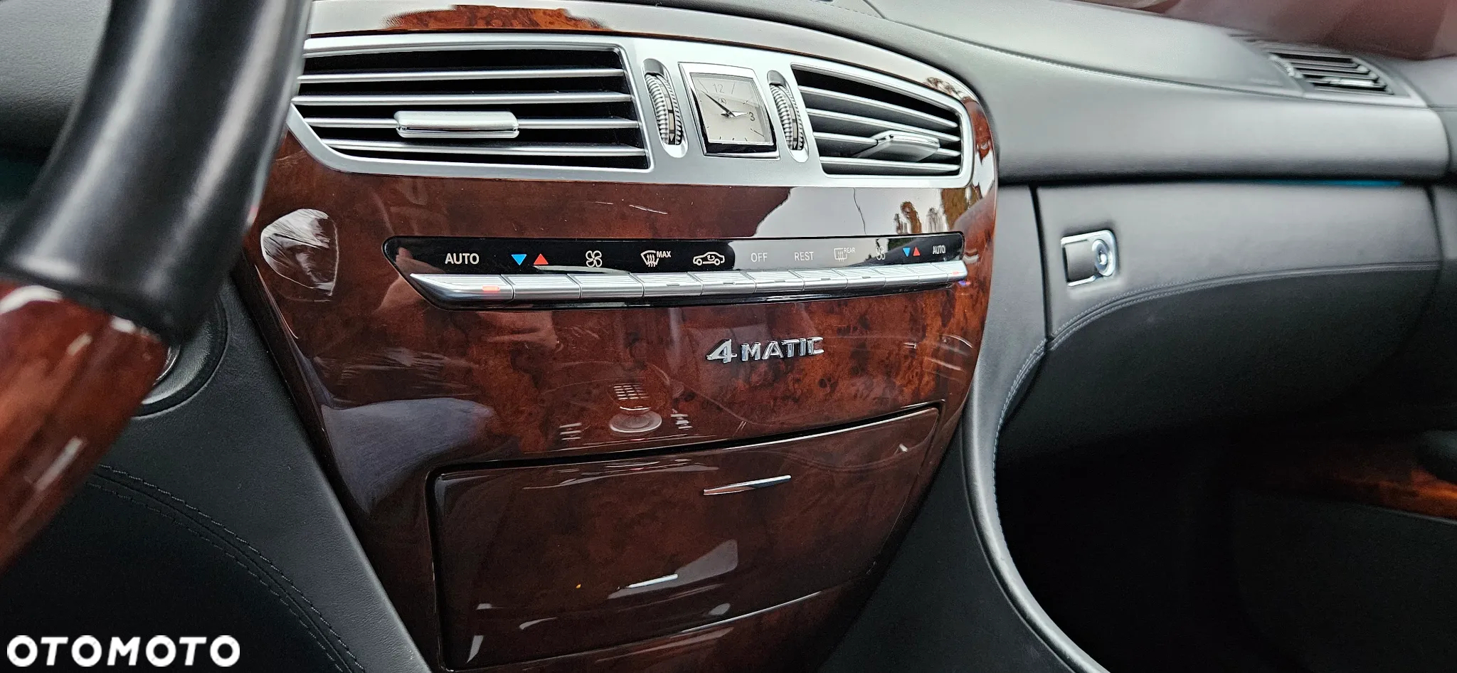 Mercedes-Benz CL 500 4-Matic BlueEff - 36