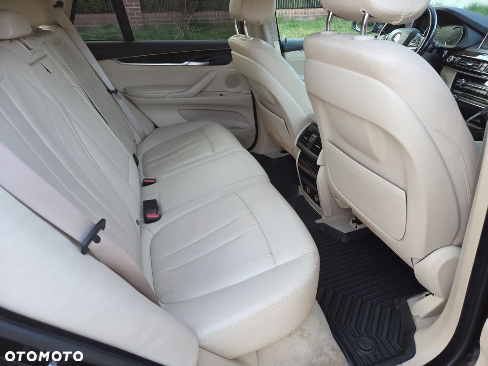 BMW X5 xDrive25d - 8