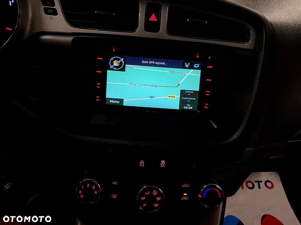 Kia Ceed 1.6 GDI XL - 17