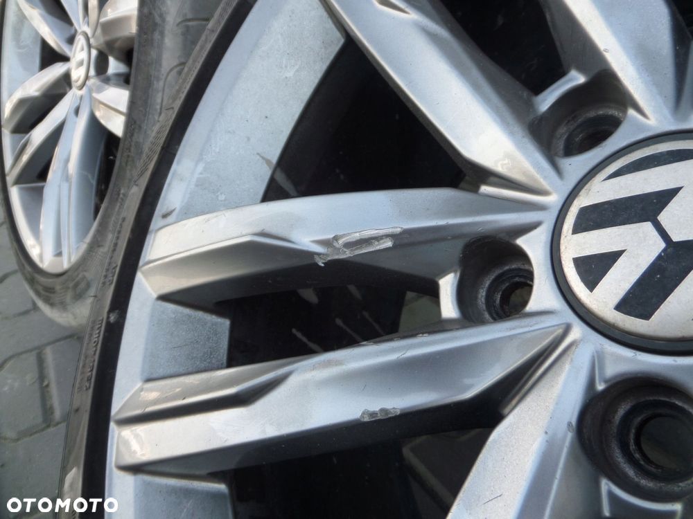 felgi aluminiowe volkswagen oe 3g0601025h 8.0" x 18" 5x112 et 44 4szt - 9