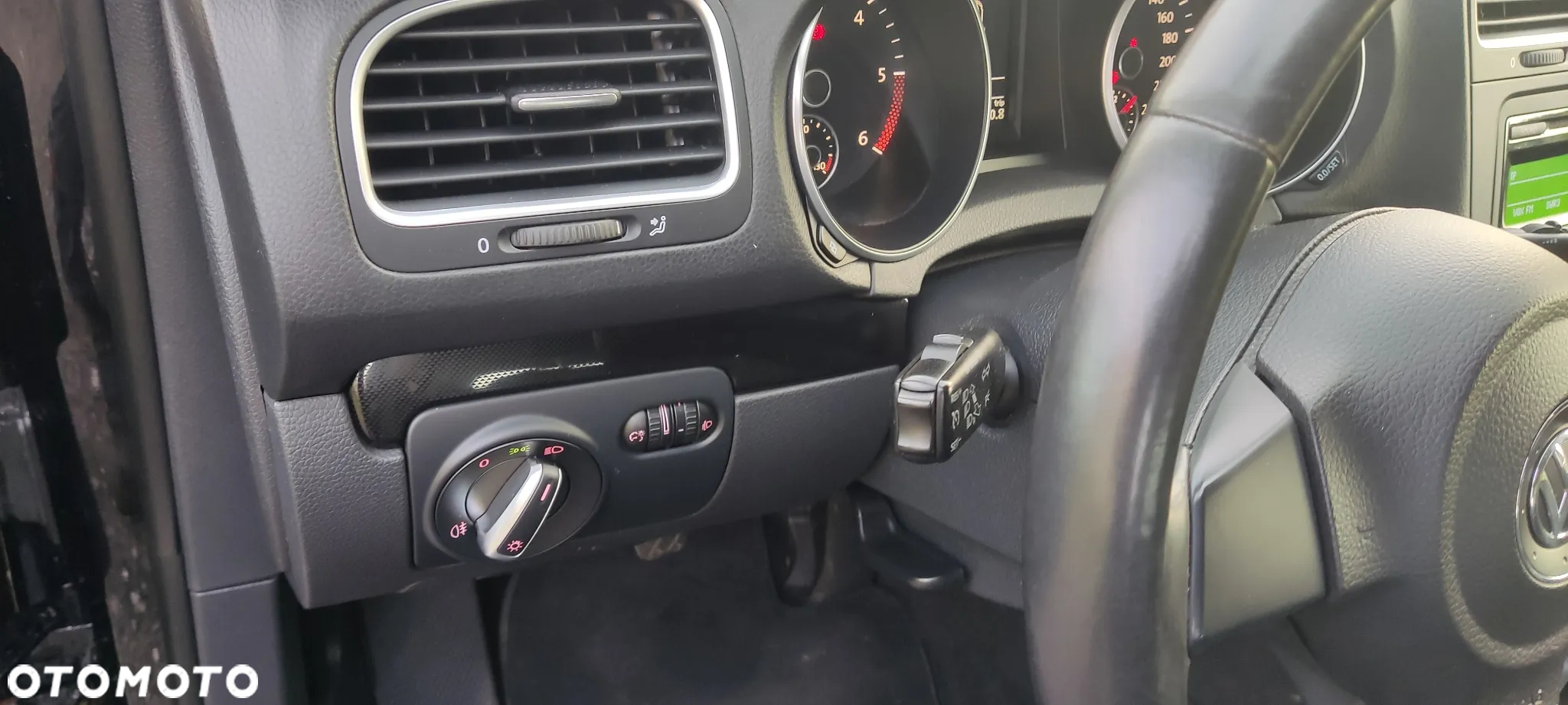 Volkswagen Golf 2.0 TDI DPF Comfortline - 16