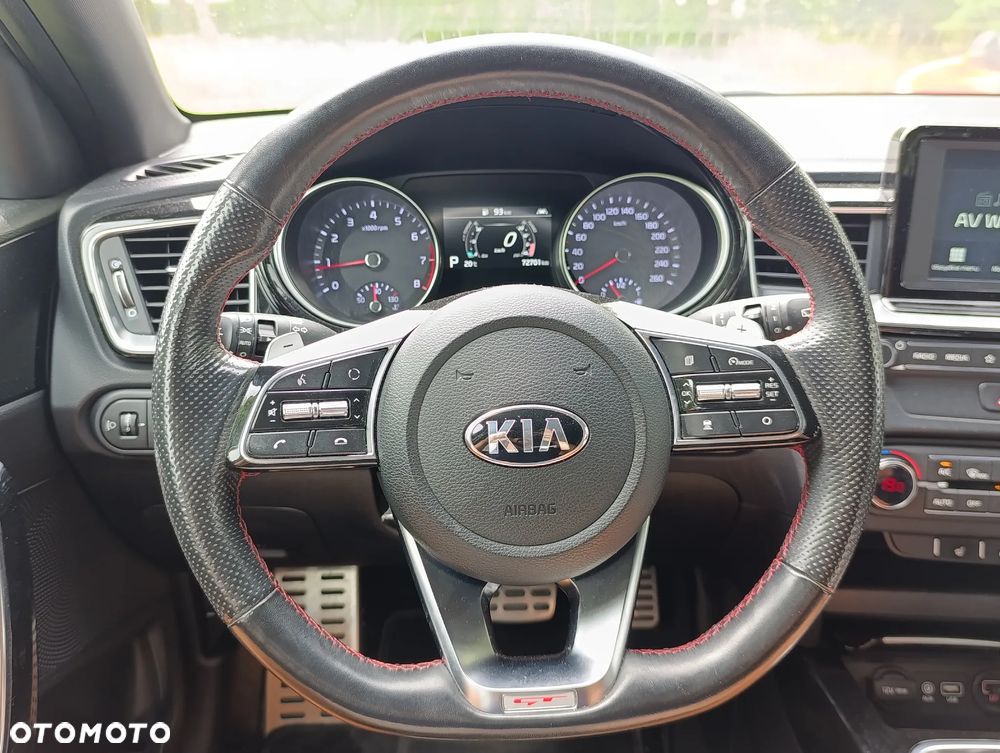 Kia ProCeed 1.6 T-GDI GT DCT - 10