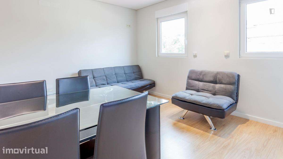 Apartamento com 2 quartos - localizado em Santo Ildefonso Porto - Grande imagem: 2/45