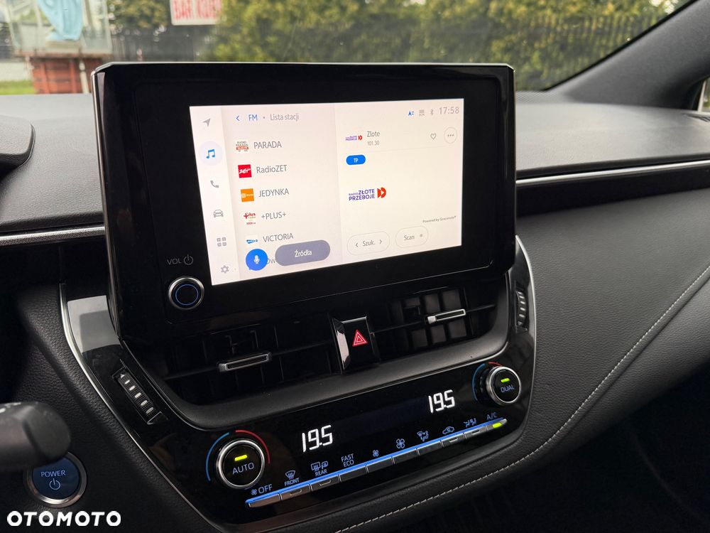 Toyota Corolla 1.8 Hybrid Selection - 15