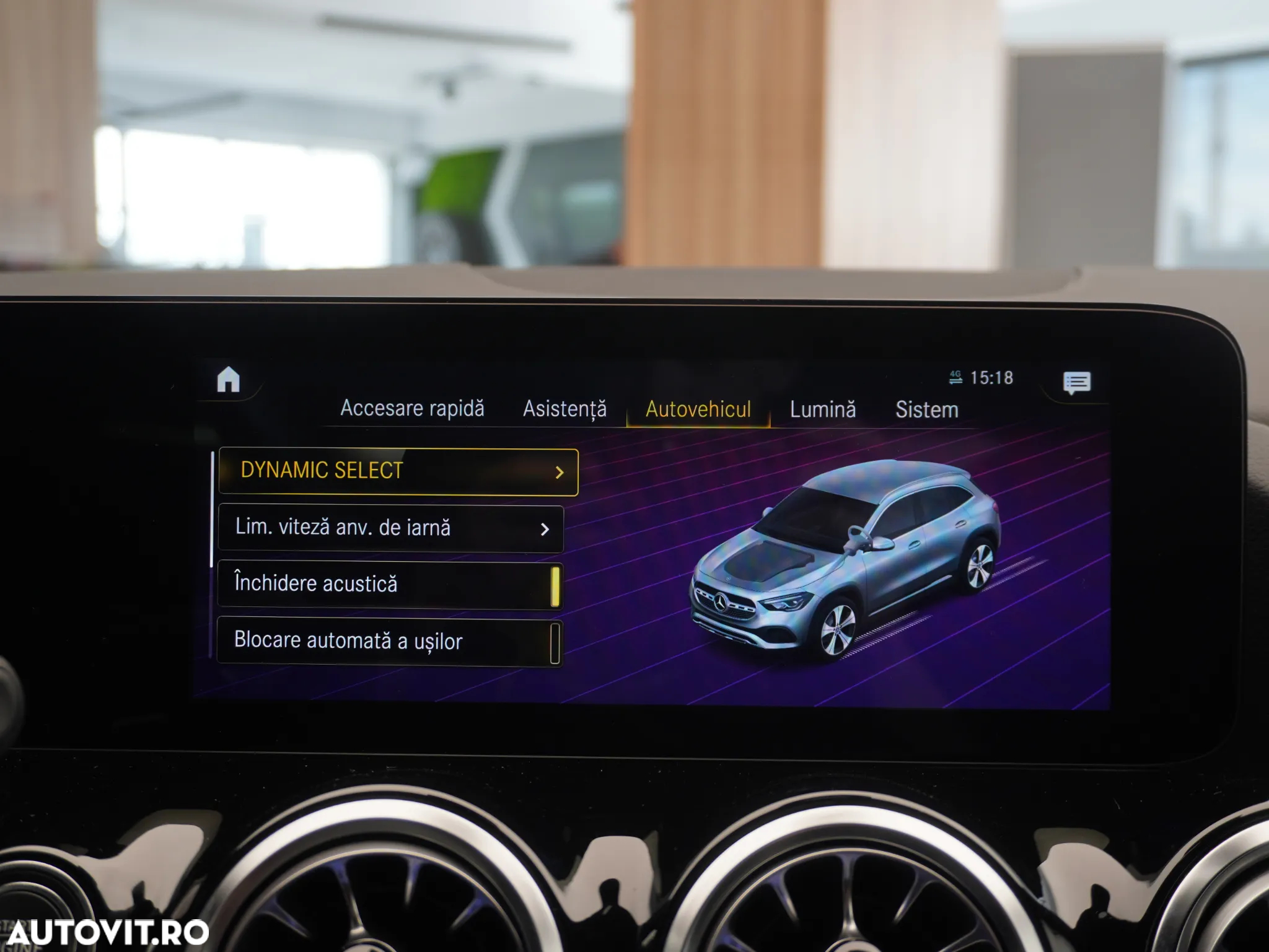 Mercedes-Benz GLA 250 4Matic 8G-DCT AMG Line - 34
