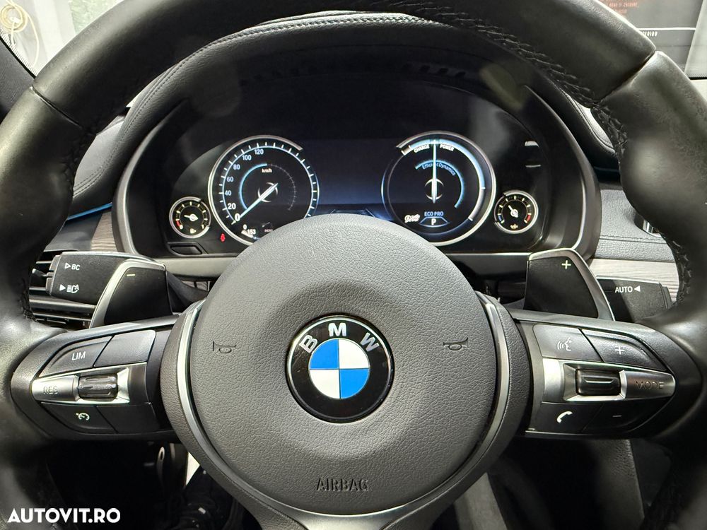 BMW X6 xDrive30d - 26
