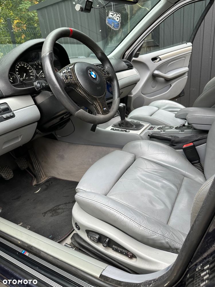 BMW Seria 3 330i - 10