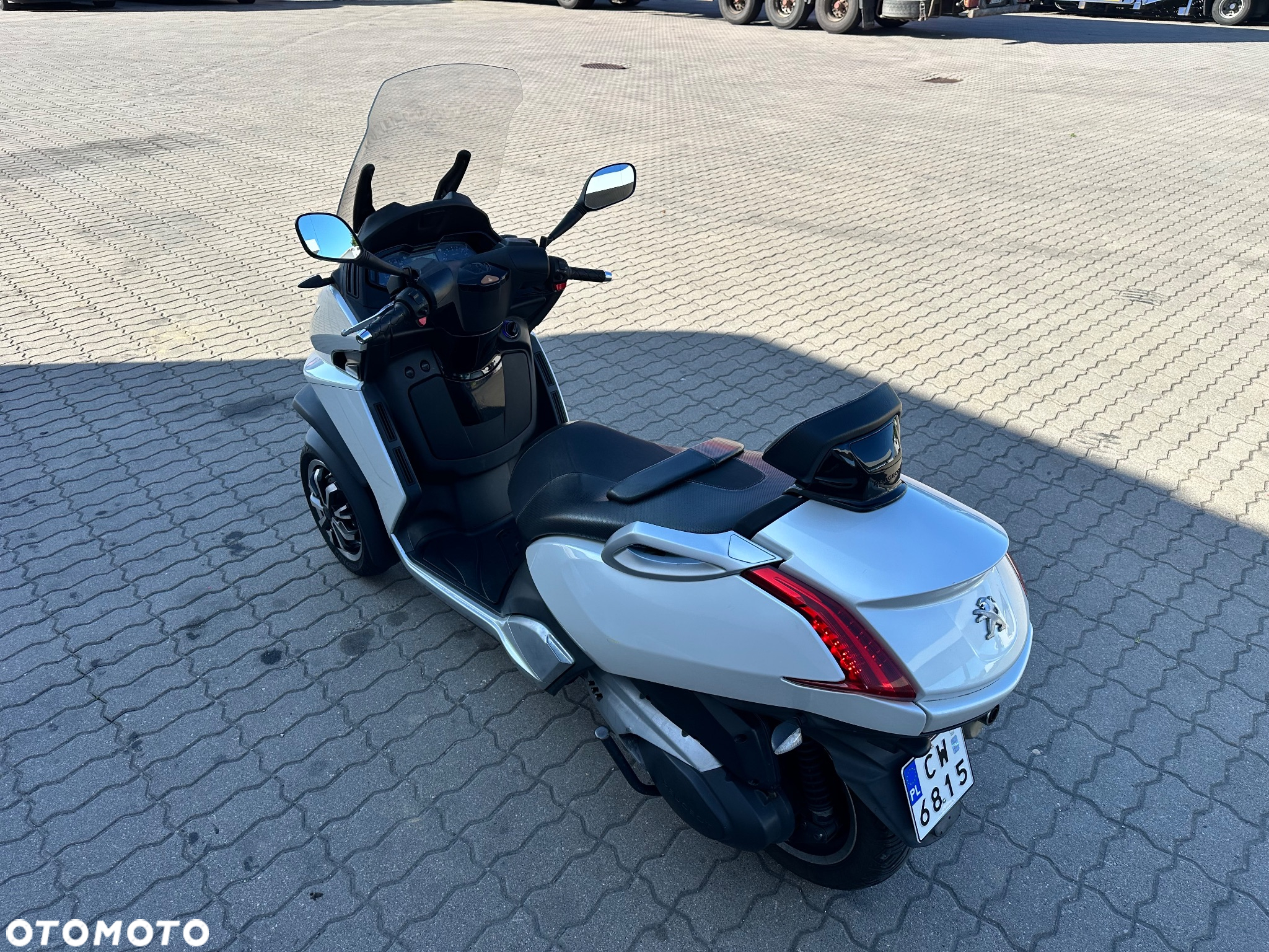 Peugeot Metropolis - 4