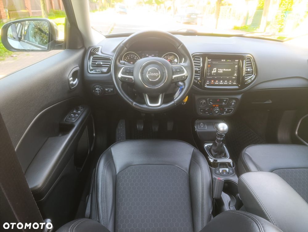 Jeep Compass 1.4 TMair Limited FWD S&S - 34