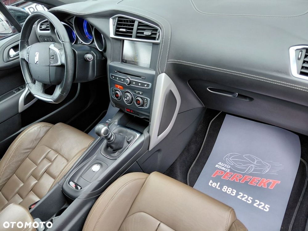 DS Automobiles DS 4 Crossback - 17