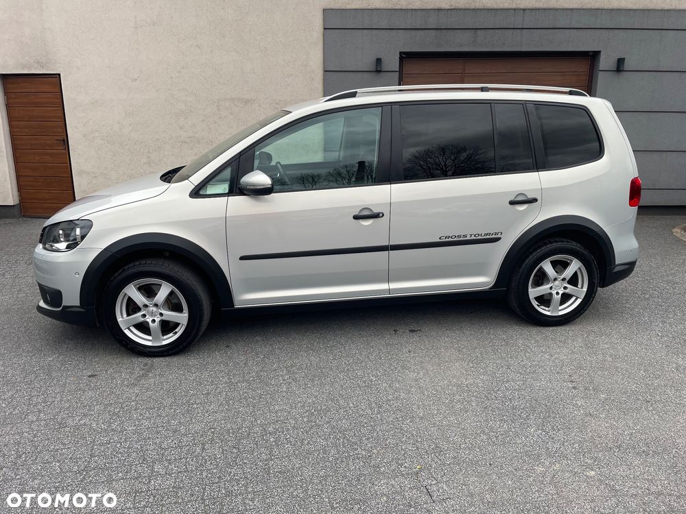 Volkswagen Touran 2.0 TDI DPF Cross Perfectline - 11