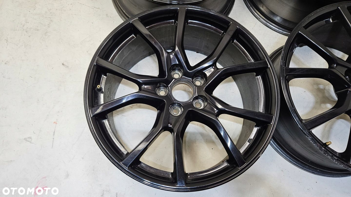 FELGI ALUMINIOWE HONDA CIVIC TYPE-R 8.5x20 ET60 - 4