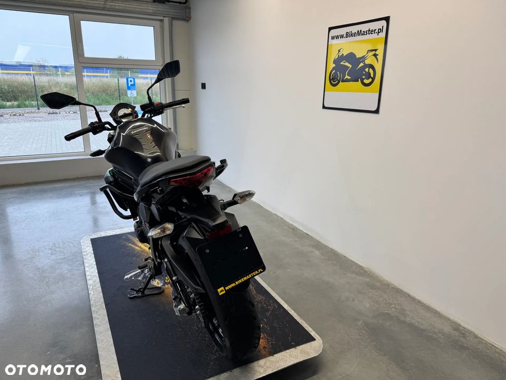 Kawasaki ER - 7